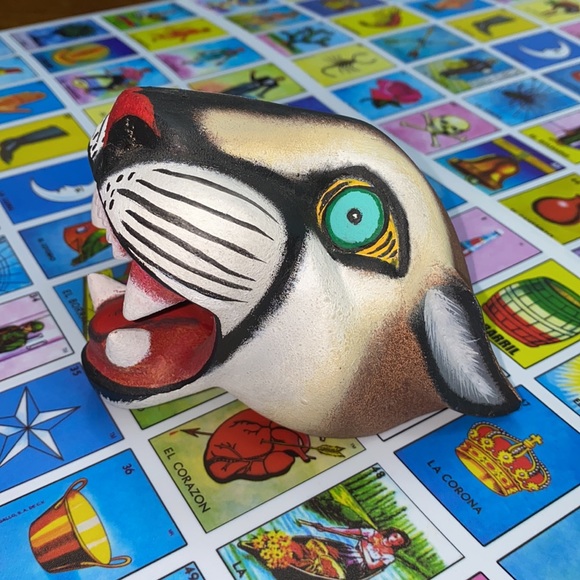 •handmade• Cougar Head - Oaxacan Alebrije Wood Carving - Picture 8 of 14